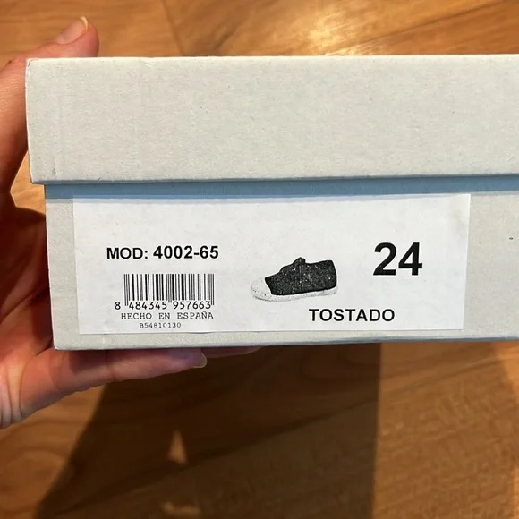 Children Chic Shoes - Picture 4 of 4